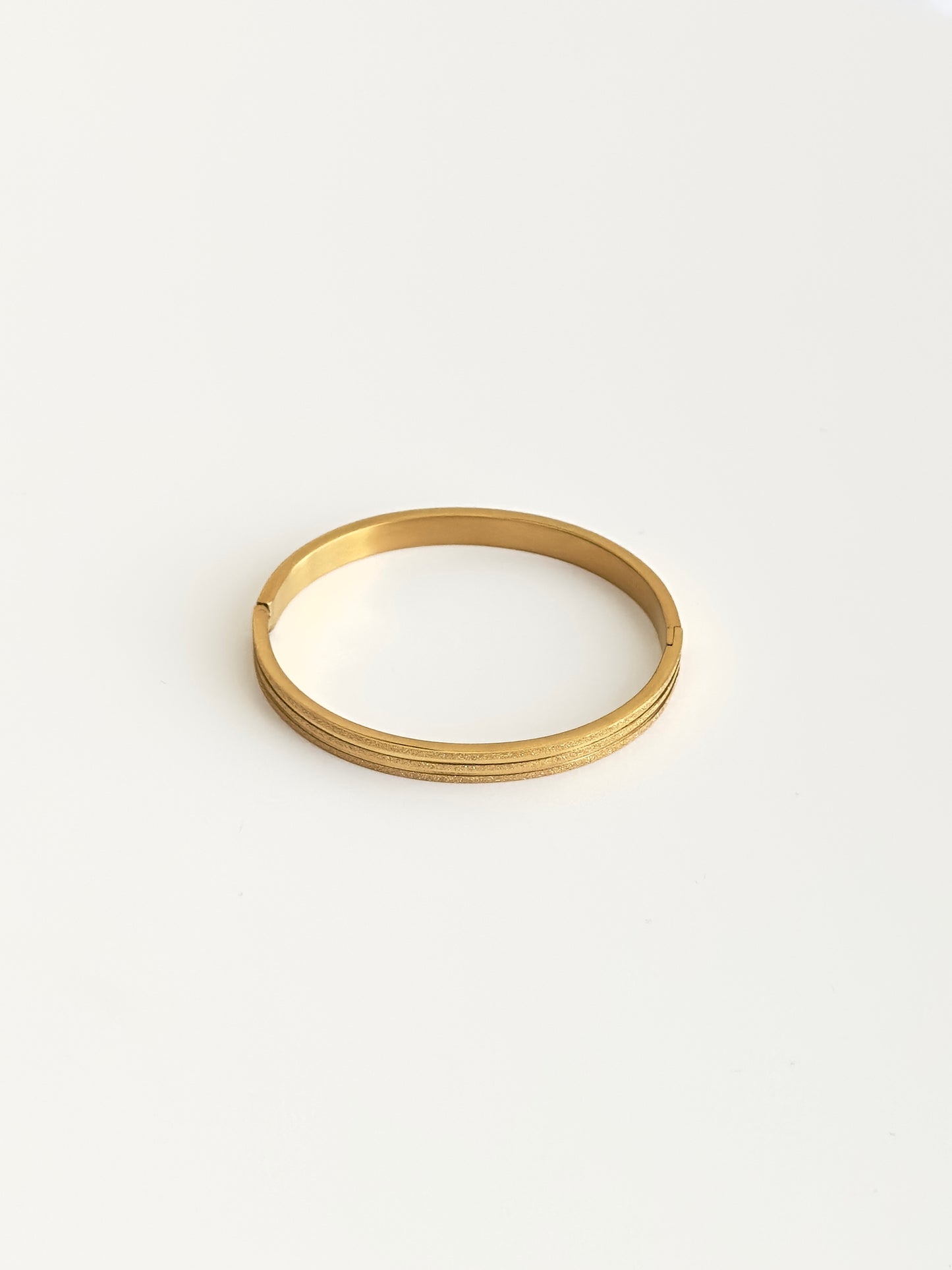 Glow bracelet