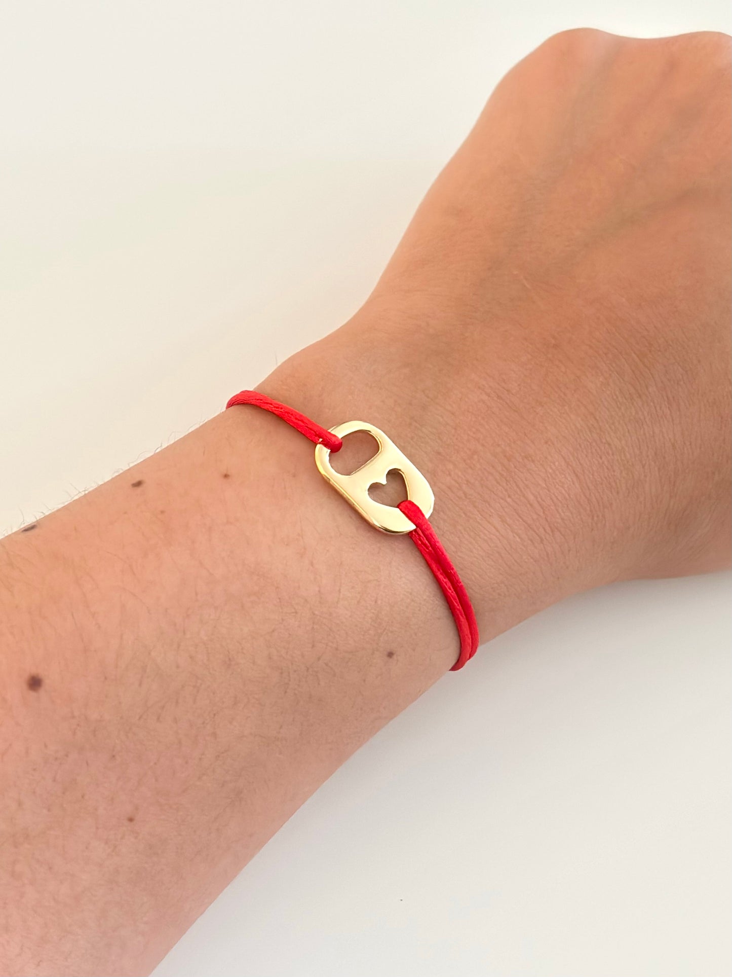 Soda Tab Charm Bracelet Thread