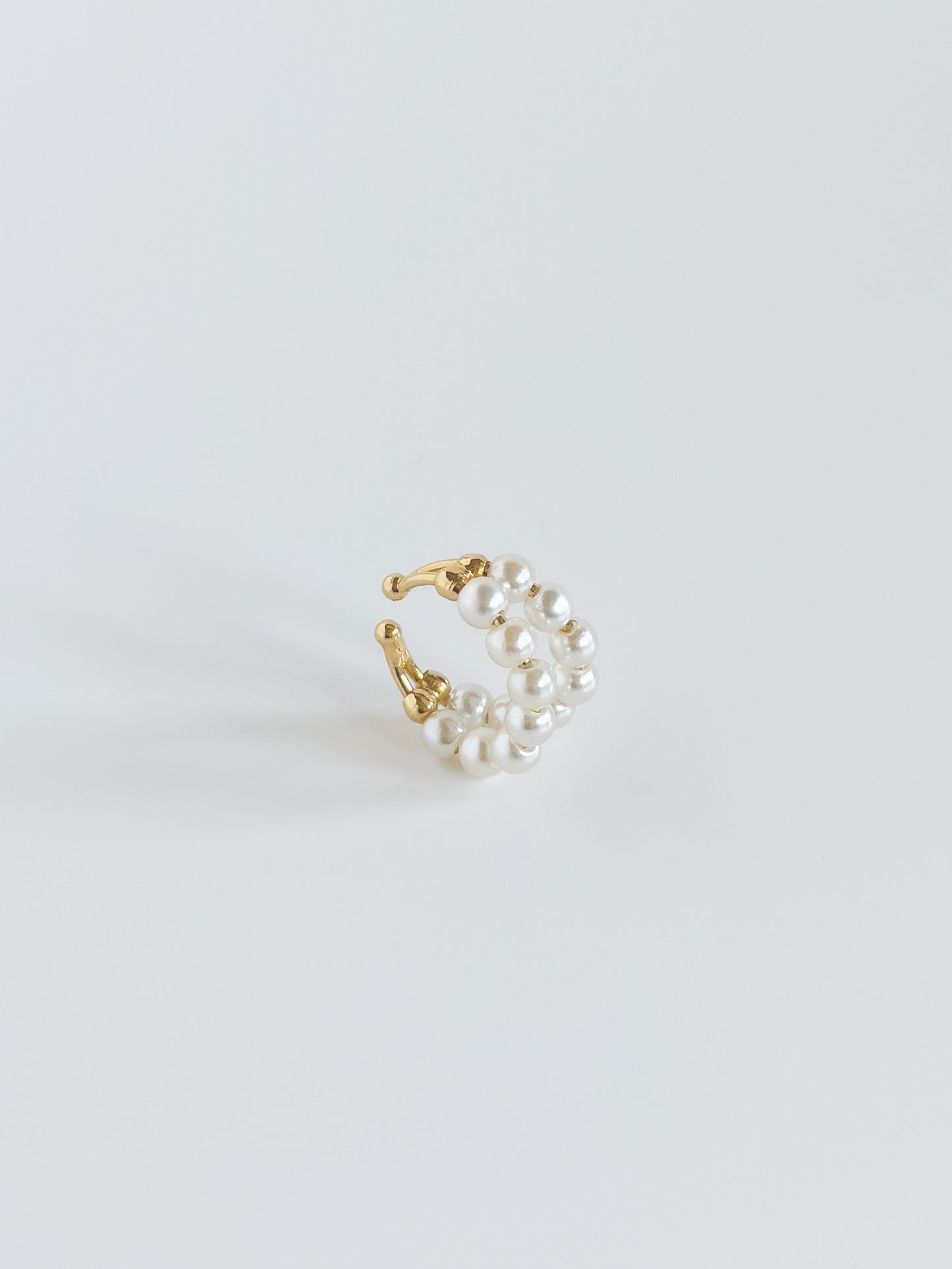 Pearl Earcuff