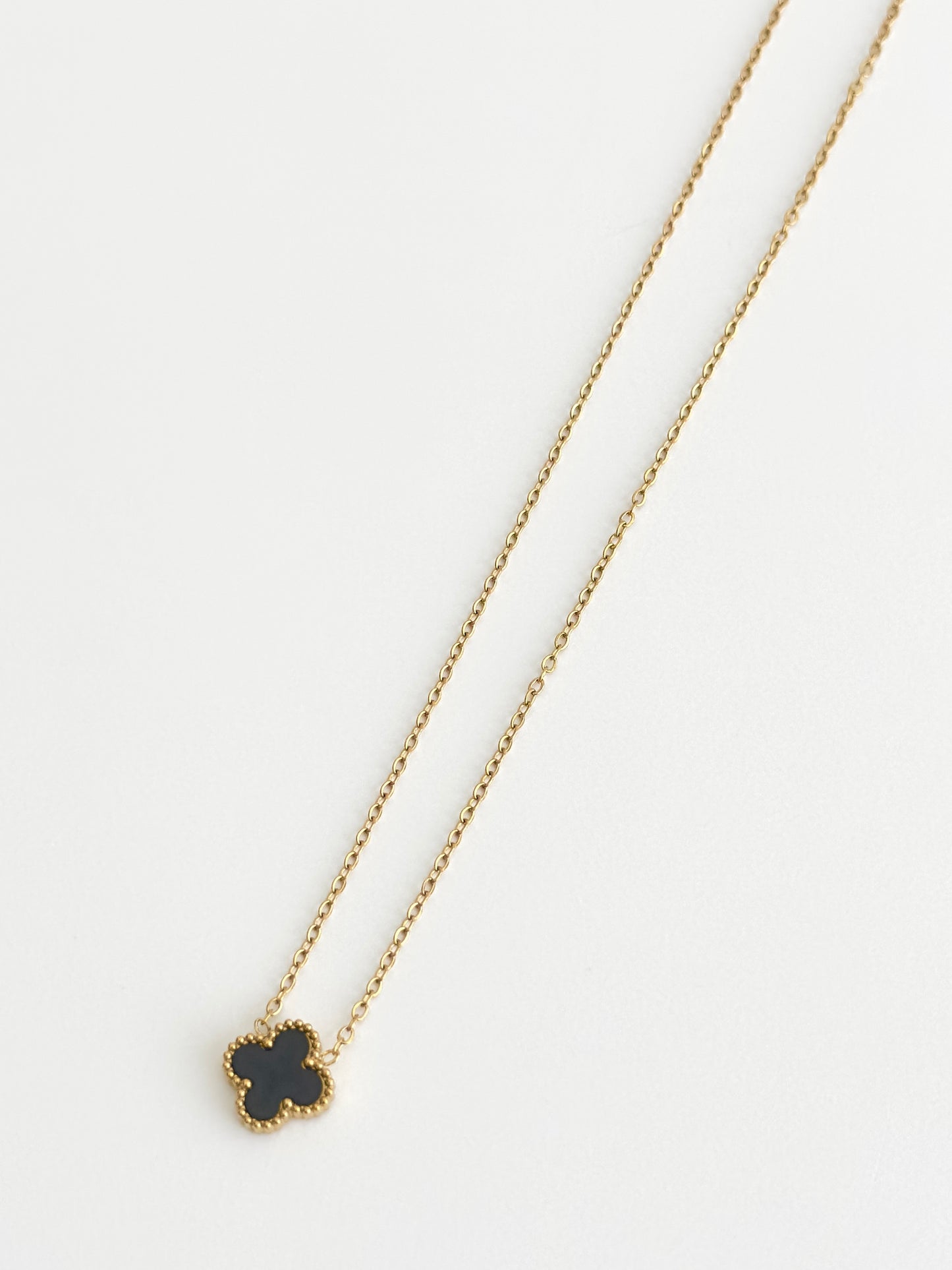 Single Flower Necklace