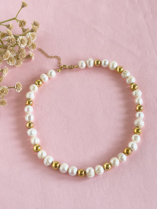 Pearl & Bead Necklace